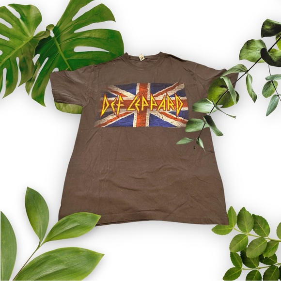 Vintage Def Leppard W/ British flag Tee - Size men’s medium - Z22 - Picture 1 of 2